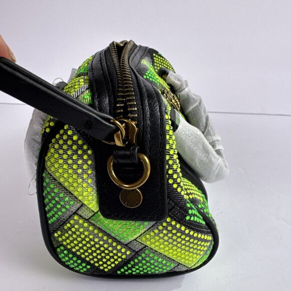 Kurt Geiger Neon Yellow Kensington Leather Inner Pockets Travel Crossbody Bag - Picture 6 of 9